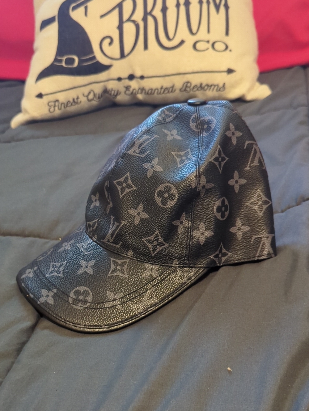 Louis Vuitton Black Monogram Baseball Cap Unisex Adjustable - Picture 4 of 7